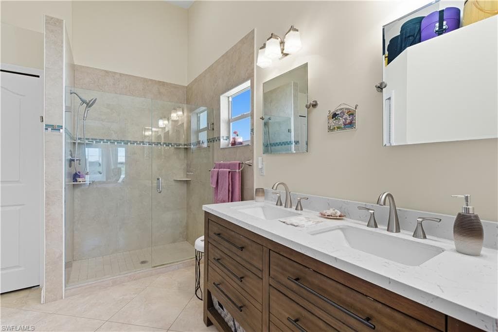 2266 Stacil CIR # 3, NAPLES FL 34109-31