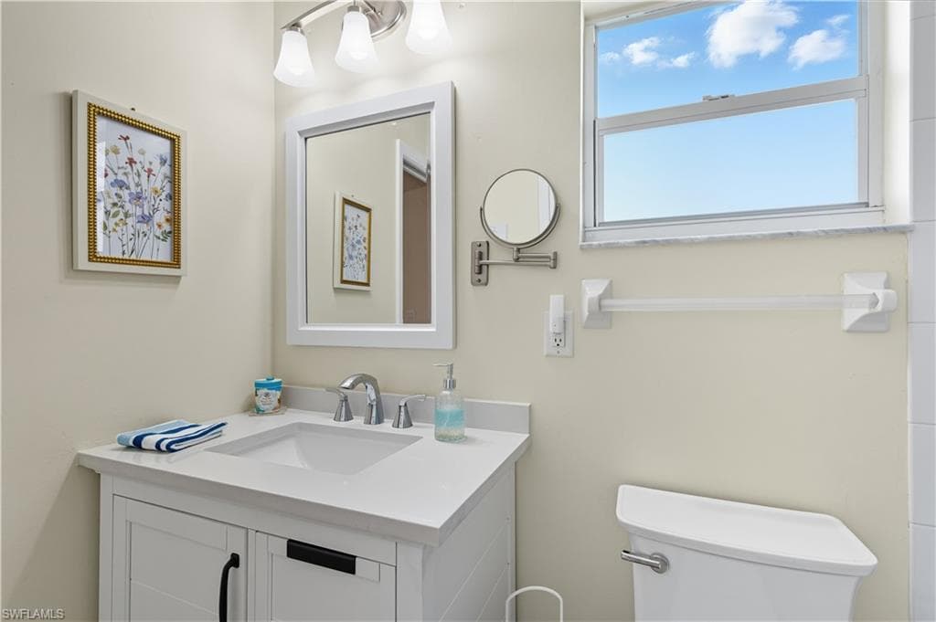 2266 Stacil CIR # 3, NAPLES FL 34109-23