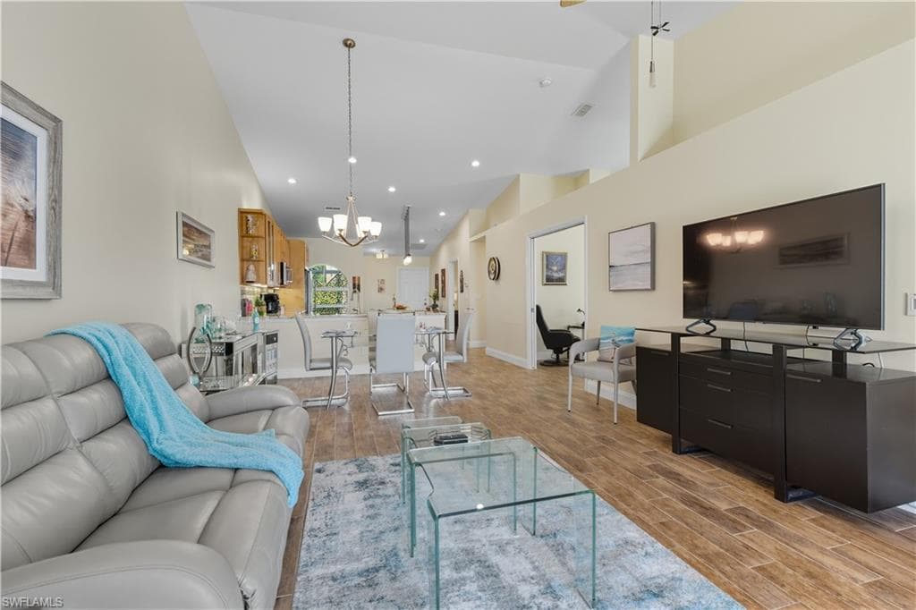 2266 Stacil CIR # 3, NAPLES FL 34109-17