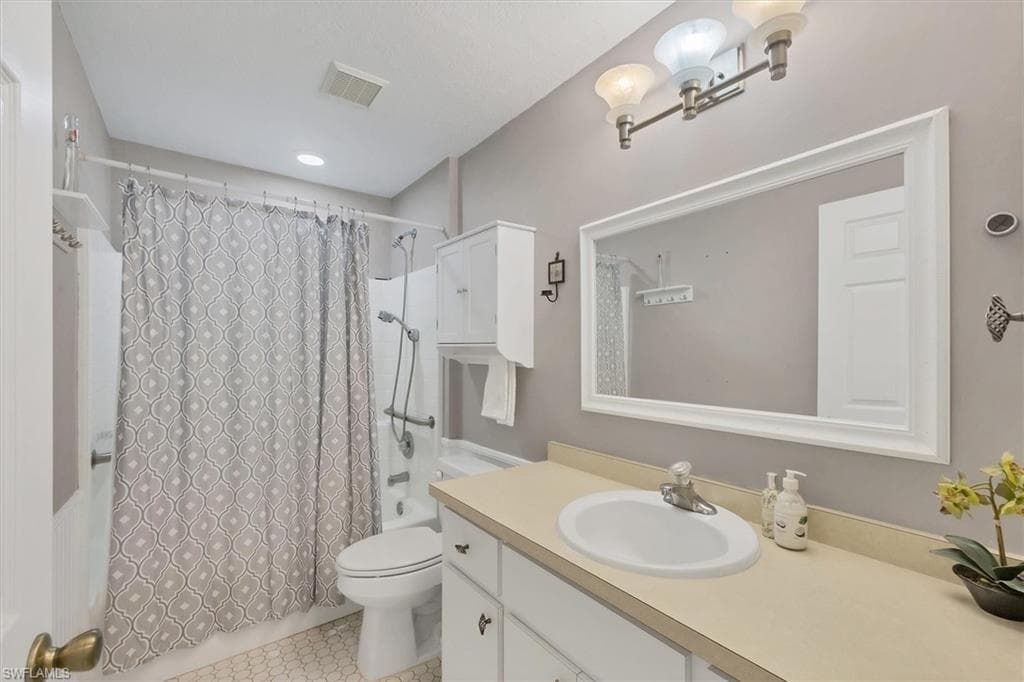 9366 Westminster AVE, ENGLEWOOD FL 34224-16