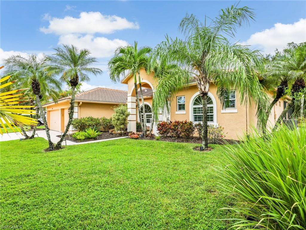 3274 Sturgeon Bay CT, NAPLES FL 34120-4