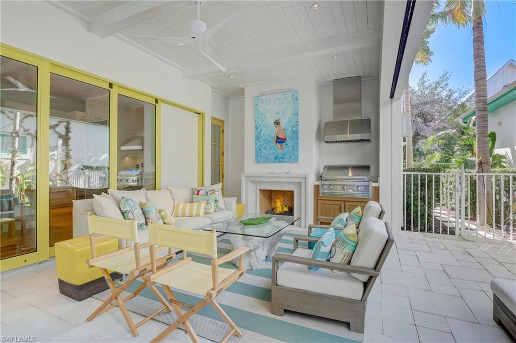942 9th AVE S, NAPLES FL 34102-5