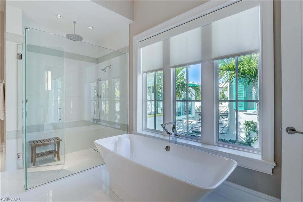 942 9th AVE S, NAPLES FL 34102-28