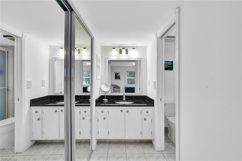 1055 Forest Lakes DR # F203, NAPLES FL 34105-9
