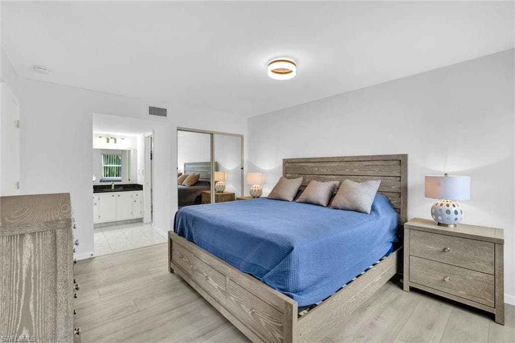 1055 Forest Lakes DR # F203, NAPLES FL 34105-7