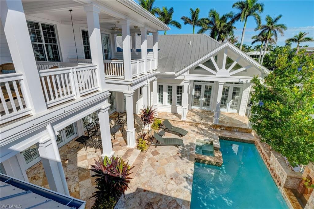 1551 Gulf Shore BLVD S, NAPLES FL 34102-42