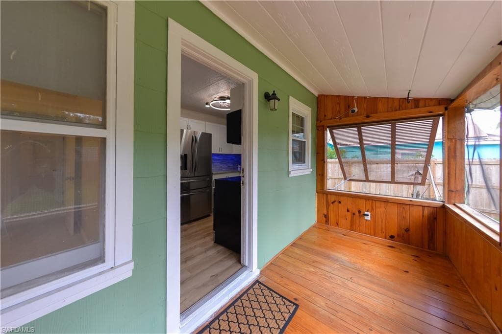 3510 E Riverside DR, FORT MYERS FL 33916-22