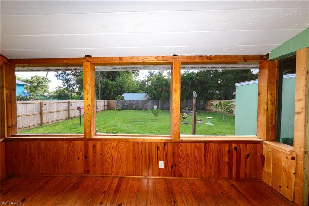 3510 E Riverside DR, FORT MYERS FL 33916-25