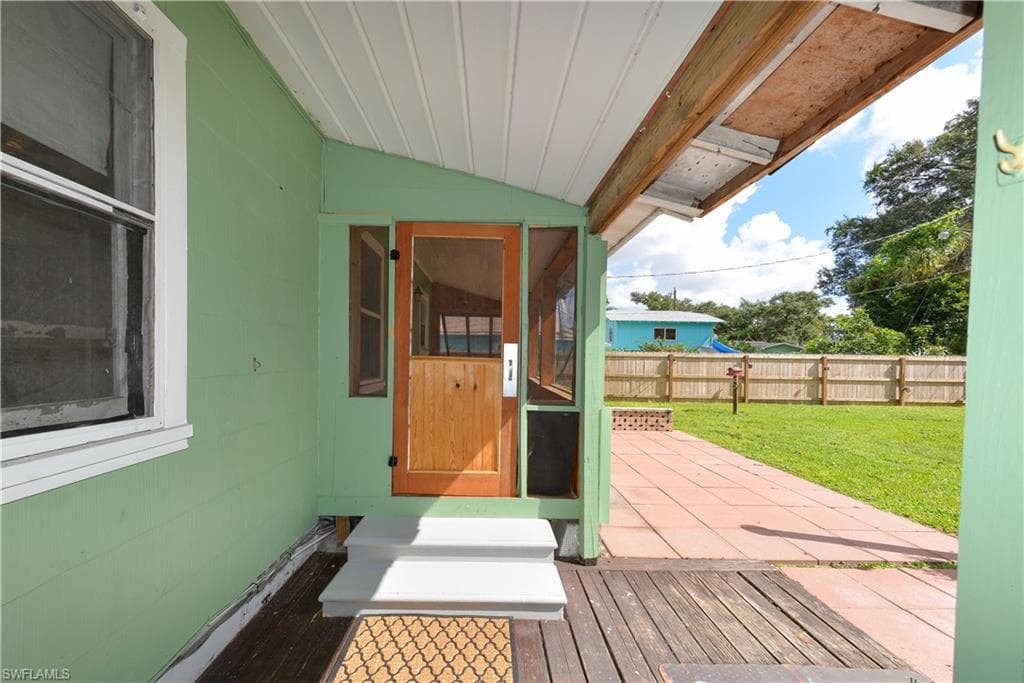 3510 E Riverside DR, FORT MYERS FL 33916-27