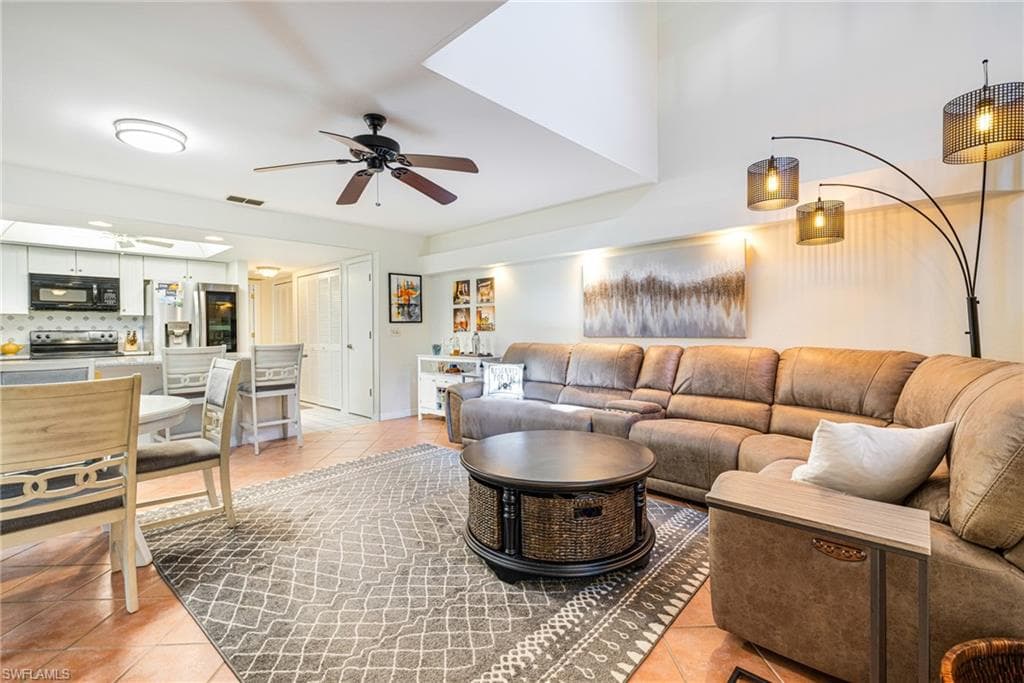 13740 Downing LN # 5, FORT MYERS FL 33919-2