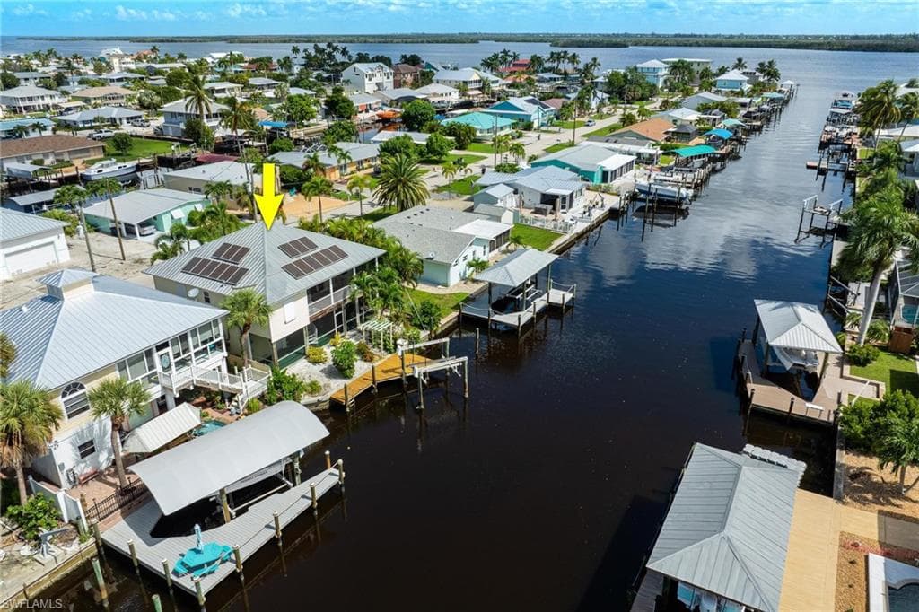 2761 Geary ST, MATLACHA FL 33993-1