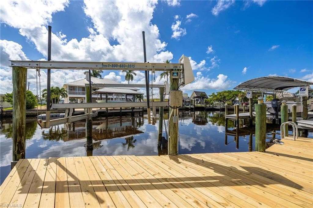 2761 Geary ST, MATLACHA FL 33993-31