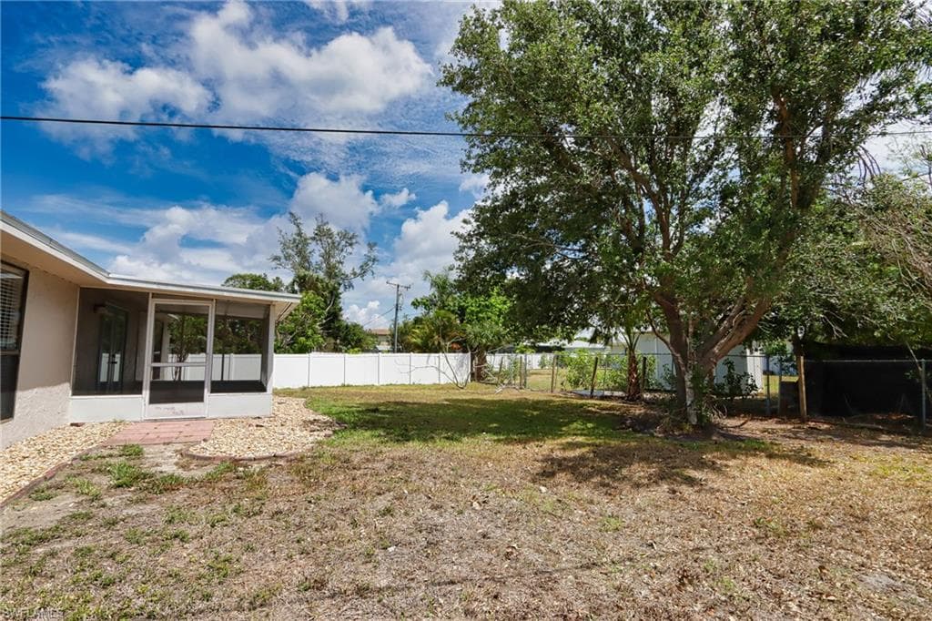 7188 Bucknell DR, FORT MYERS FL 33908-18