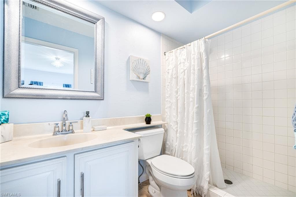 3320 Olympic DR # 125, NAPLES FL 34105-15