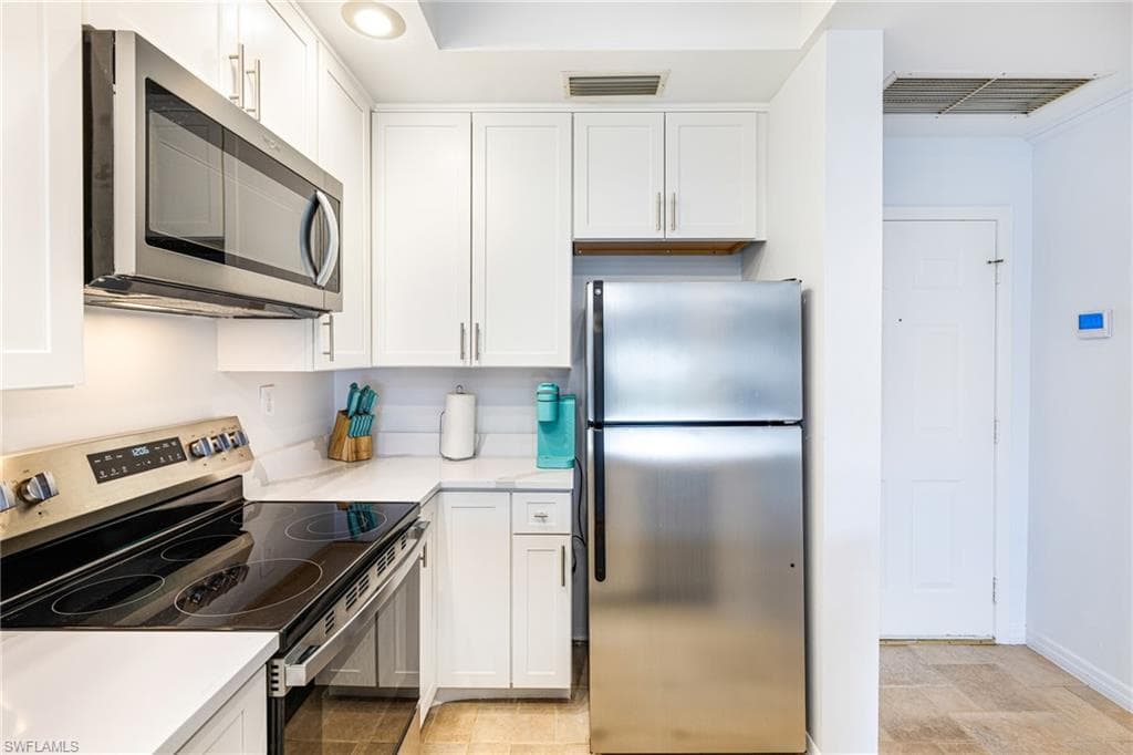 3320 Olympic DR # 125, NAPLES FL 34105-6