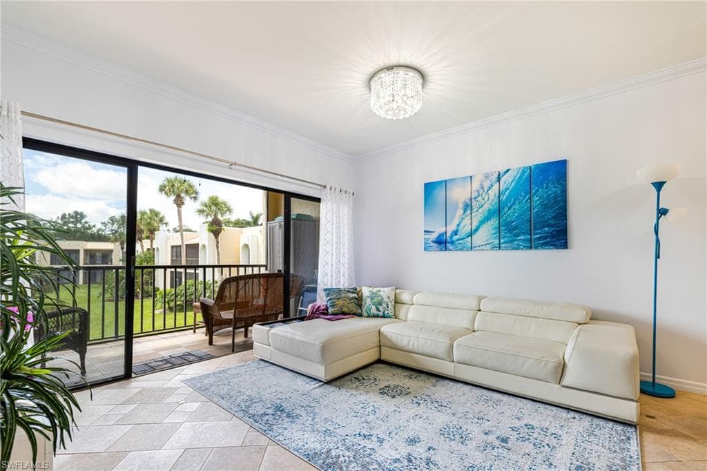 3320 Olympic DR # 125, NAPLES FL 34105-2