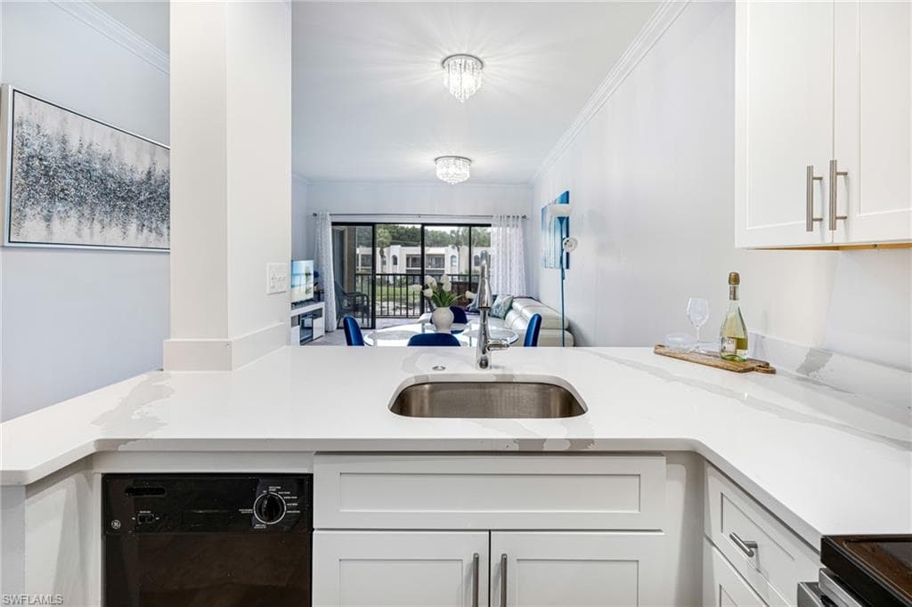 3320 Olympic DR # 125, NAPLES FL 34105-7