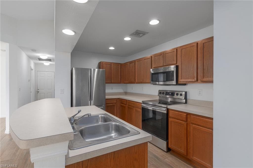 9268 Aegean CIR, LEHIGH ACRES FL 33936-6