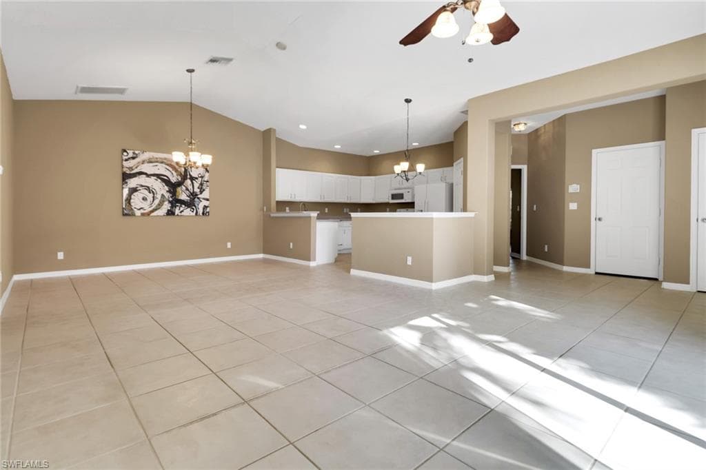 3963 Recreation LN, NAPLES FL 34116-7