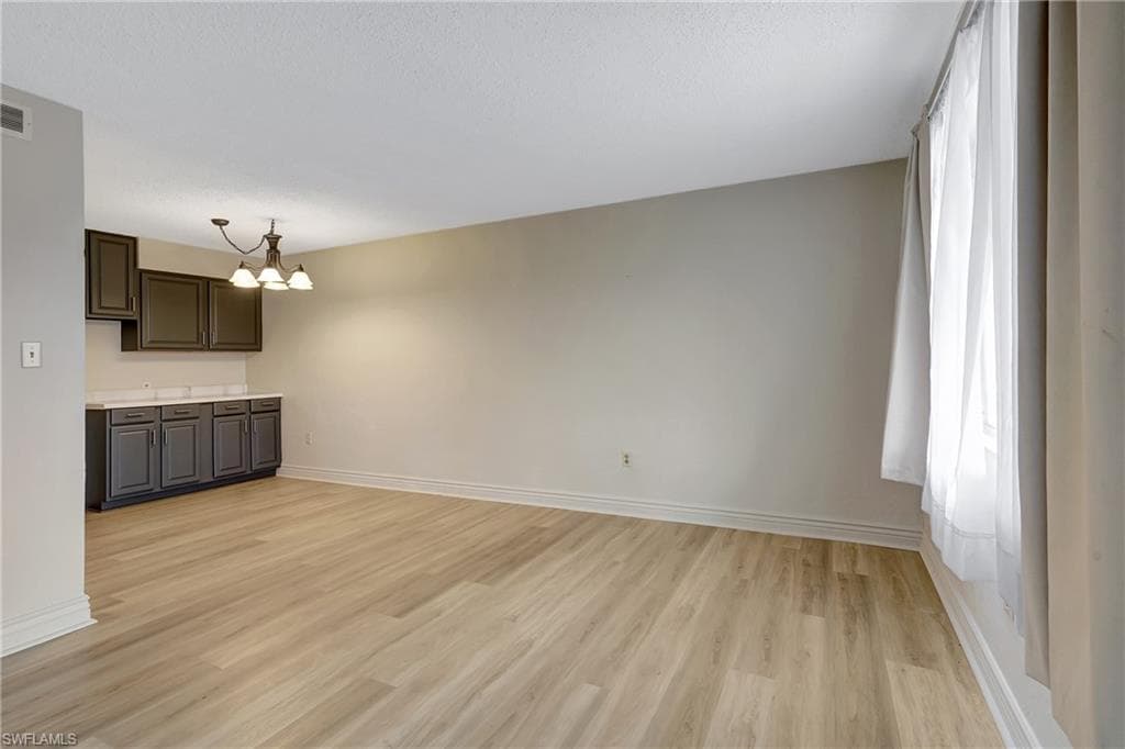 4906 Victoria DR # 209, CAPE CORAL FL 33904-6