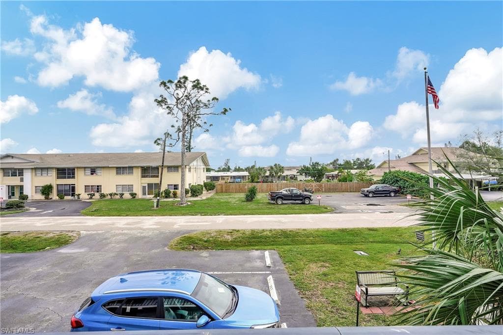 4906 Victoria DR # 209, CAPE CORAL FL 33904-23