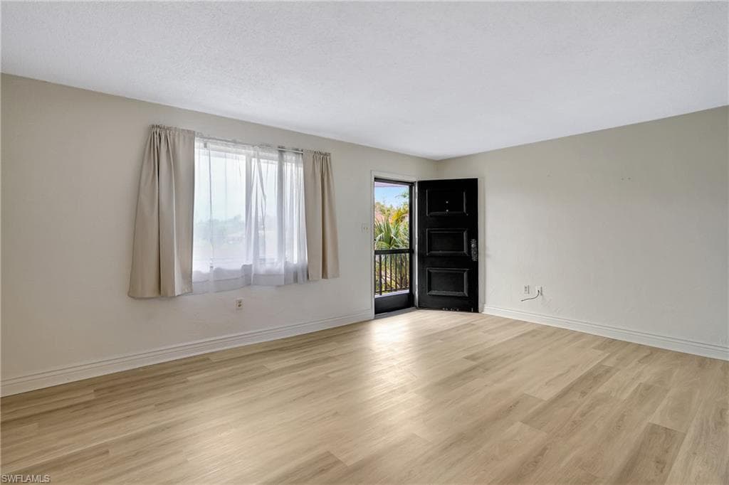 4906 Victoria DR # 209, CAPE CORAL FL 33904-9