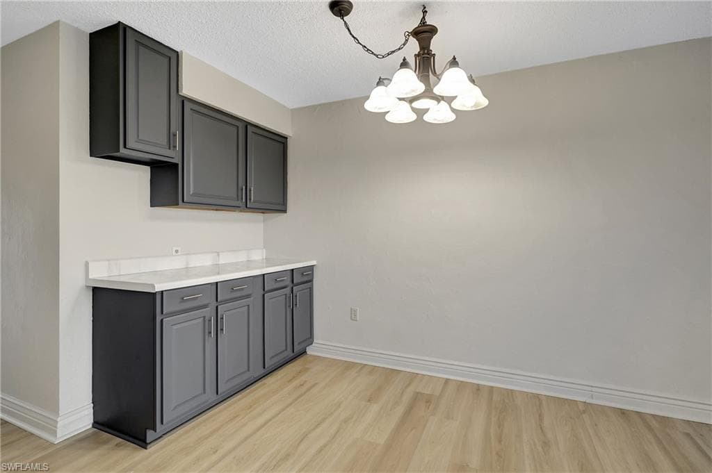 4906 Victoria DR # 209, CAPE CORAL FL 33904-13