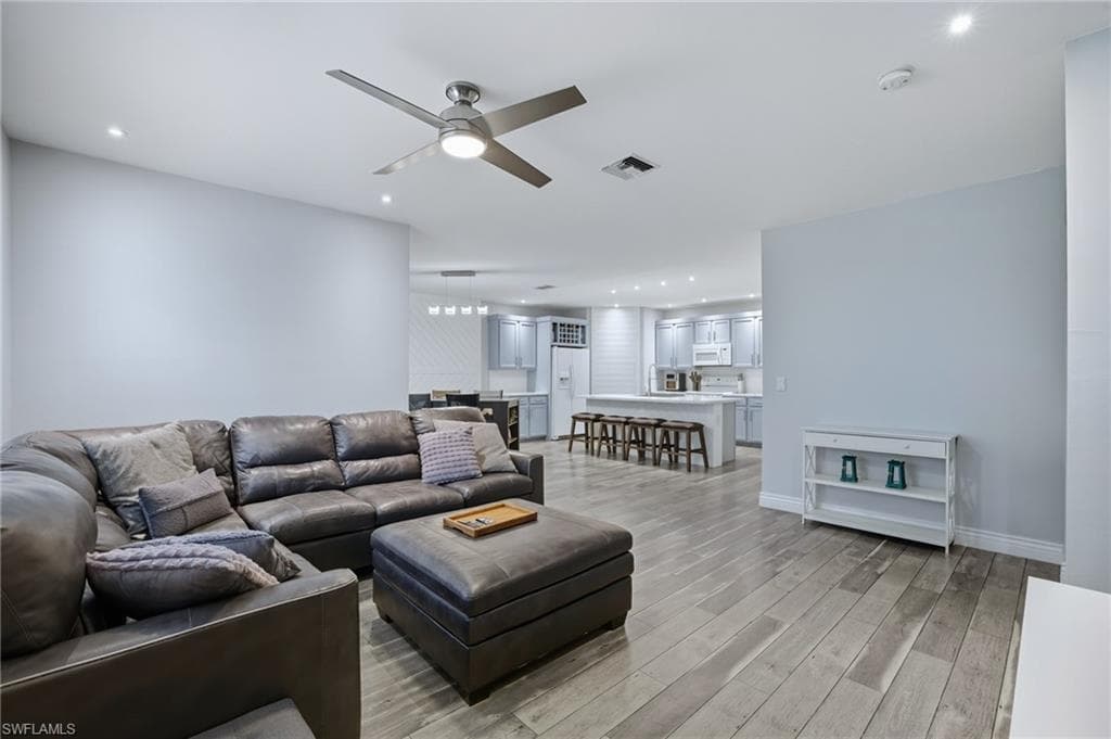 26982 Wildwood Pines LN, BONITA SPRINGS FL 34135-12