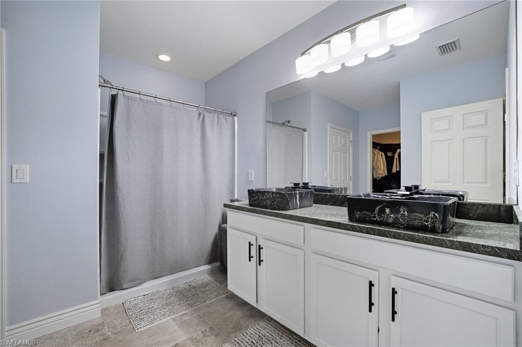 26982 Wildwood Pines LN, BONITA SPRINGS FL 34135-16