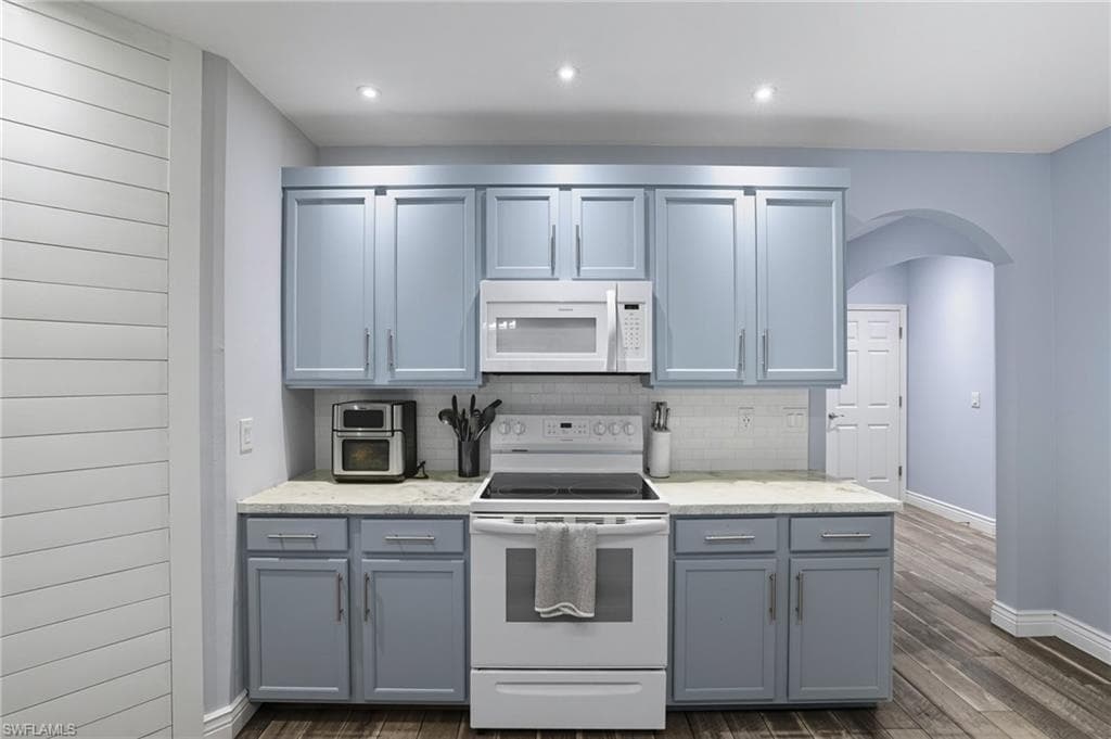 26982 Wildwood Pines LN, BONITA SPRINGS FL 34135-3