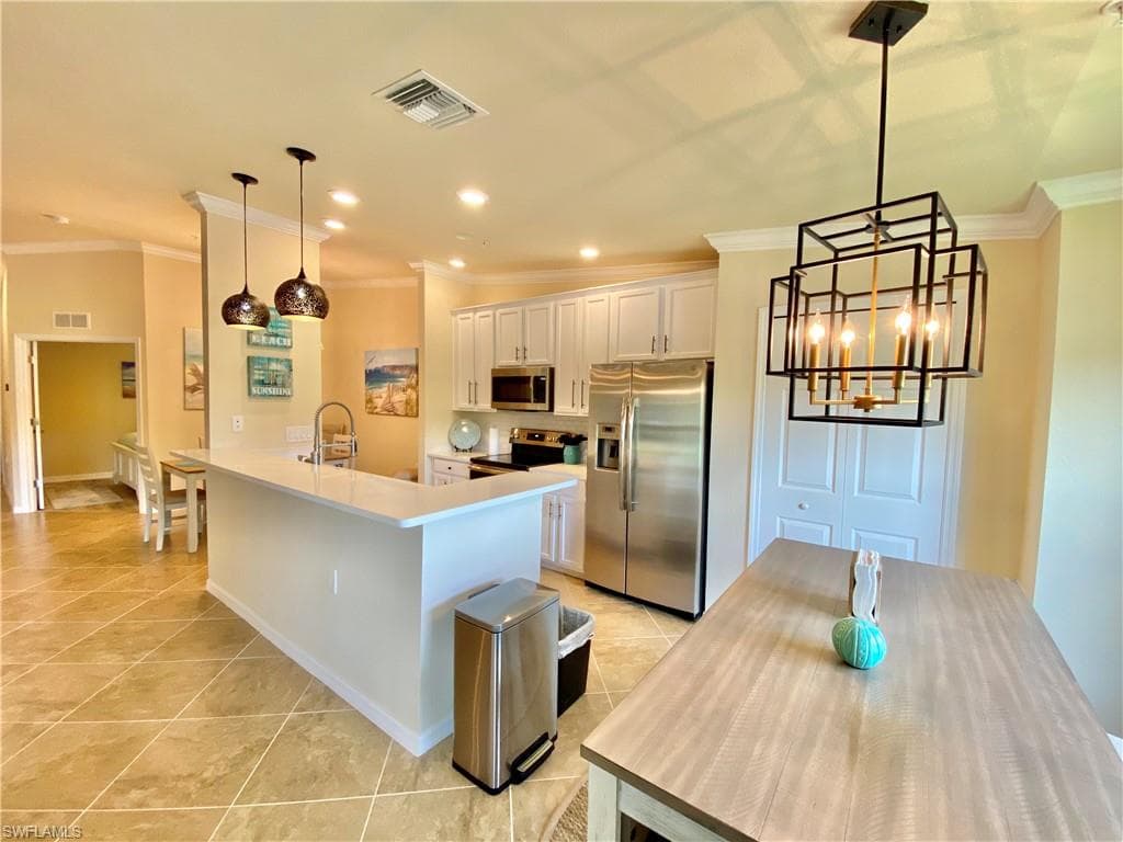 28003 Bridgetown CT # 5124, BONITA SPRINGS FL 34135-17