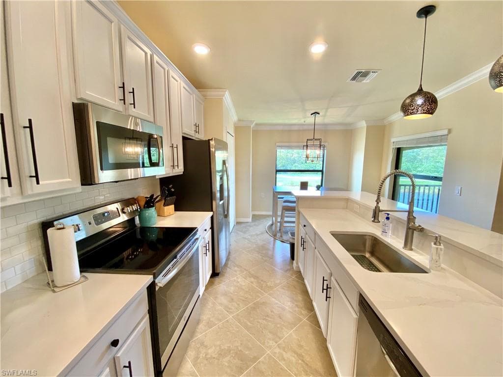 28003 Bridgetown CT # 5124, BONITA SPRINGS FL 34135-18