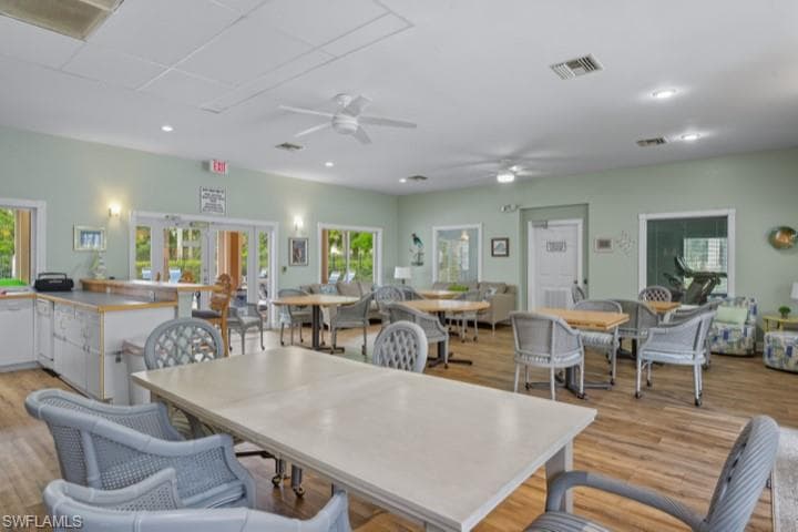 145 Robin Hood CIR # 104, NAPLES FL 34104-28