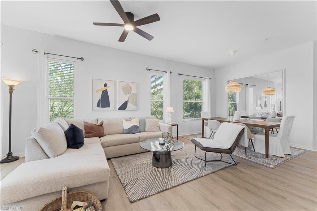8217 Parkstone PL # 308, NAPLES FL 34120-12