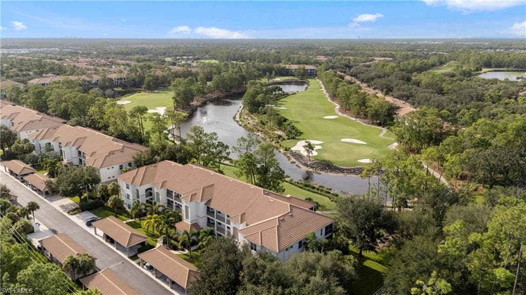 8217 Parkstone PL # 308, NAPLES FL 34120-35