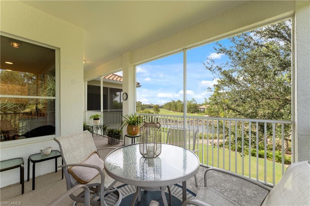 8217 Parkstone PL # 308, NAPLES FL 34120-4