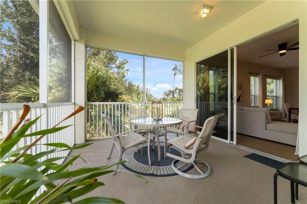 8217 Parkstone PL # 308, NAPLES FL 34120-32