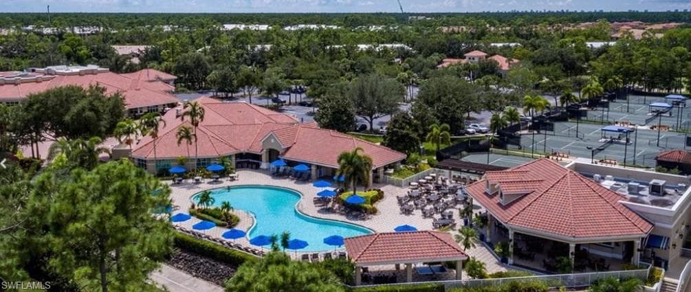 8217 Parkstone PL # 308, NAPLES FL 34120-44