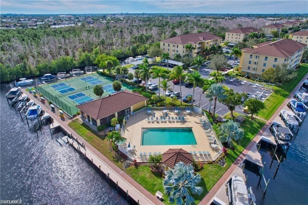 1781 Four Mile Cove PKWY # 111, CAPE CORAL FL 33990-1