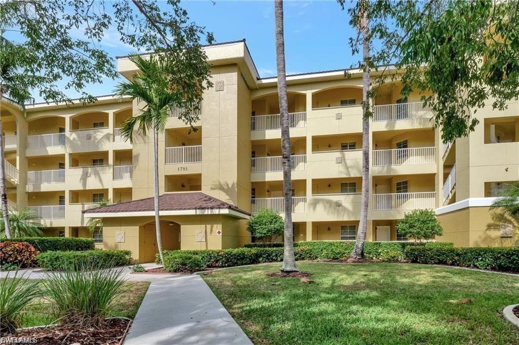 1781 Four Mile Cove PKWY # 111, CAPE CORAL FL 33990-38