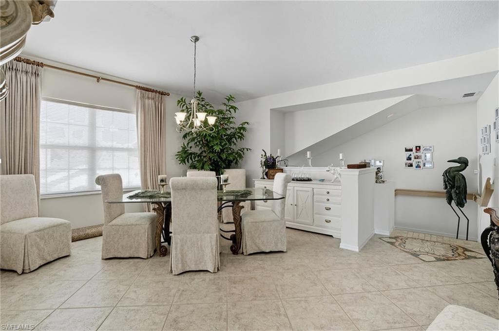 6894 Rain Lily RD # 203, NAPLES FL 34109-4