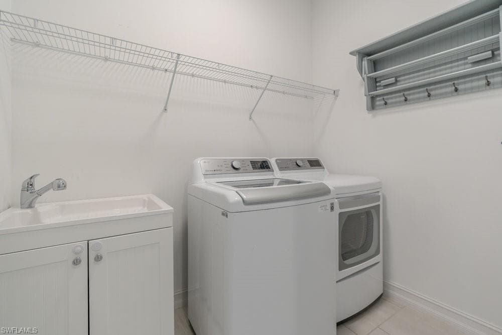 16374 Barclay CT, NAPLES FL 34110-22