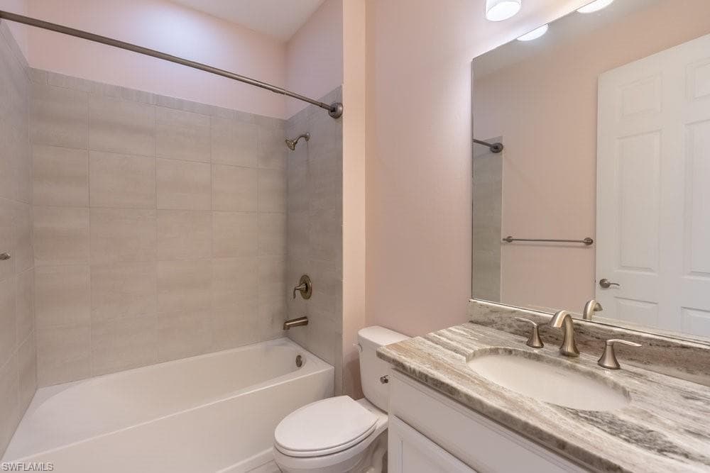 16374 Barclay CT, NAPLES FL 34110-14