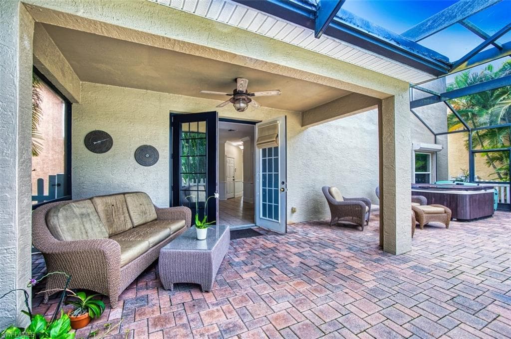 8916 Fawn Ridge DR, FORT MYERS FL 33912-19