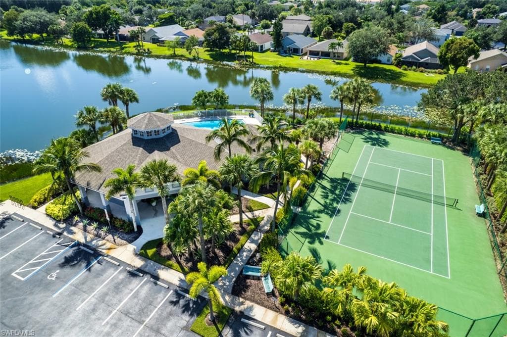8916 Fawn Ridge DR, FORT MYERS FL 33912-44