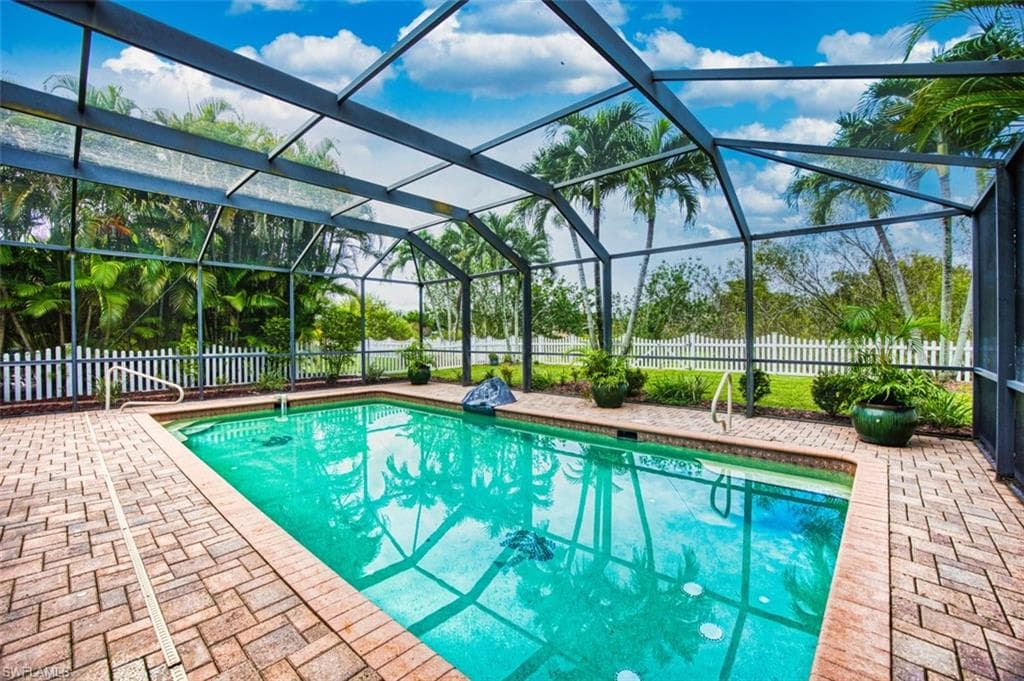 8916 Fawn Ridge DR, FORT MYERS FL 33912-17