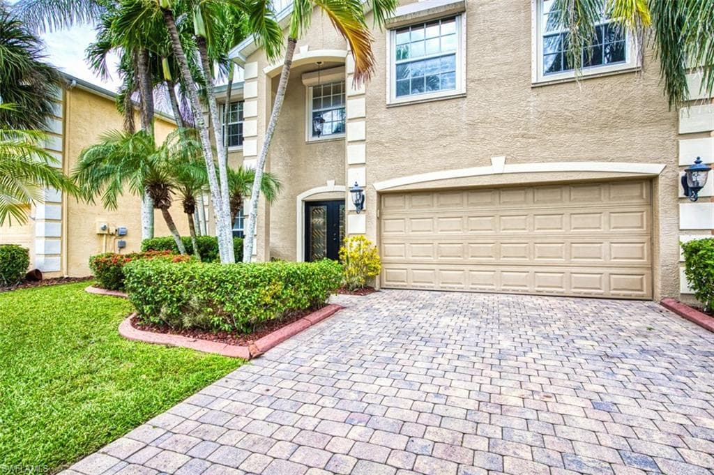 8916 Fawn Ridge DR, FORT MYERS FL 33912-3