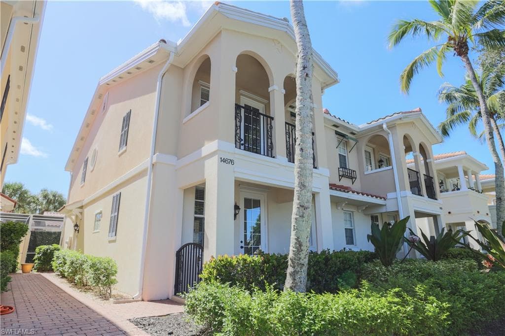 14676 Escalante WAY, BONITA SPRINGS FL 34135-2