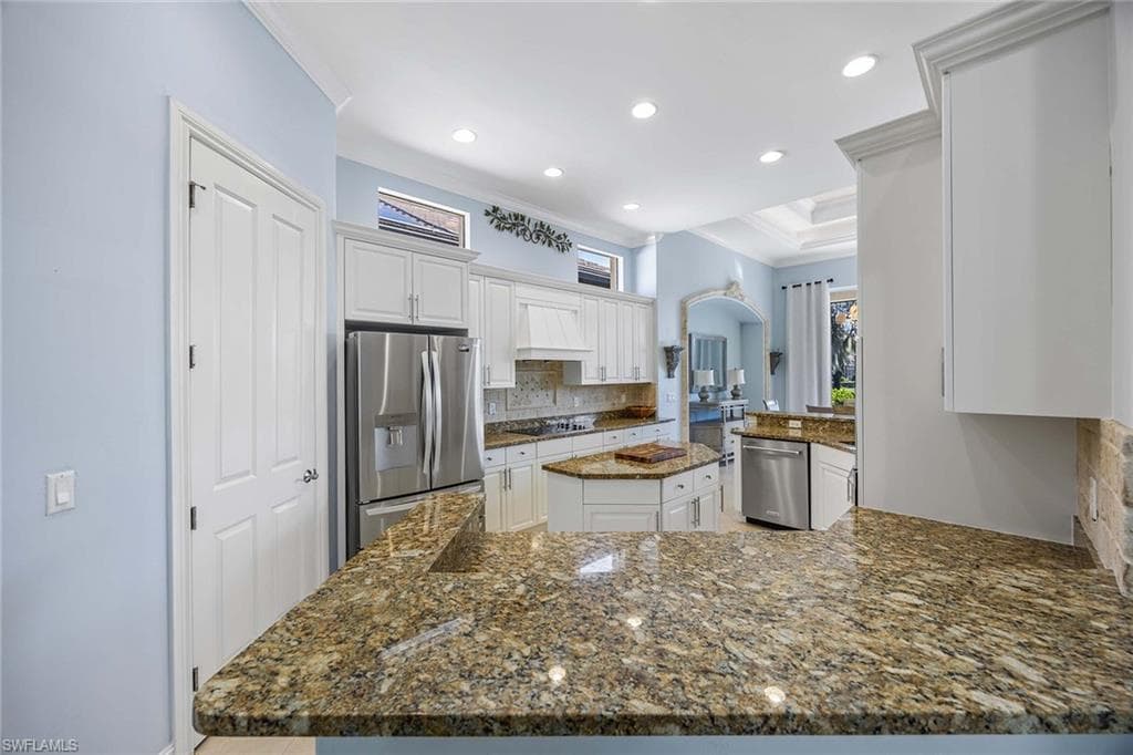 8894 Shenendoah CIR-20