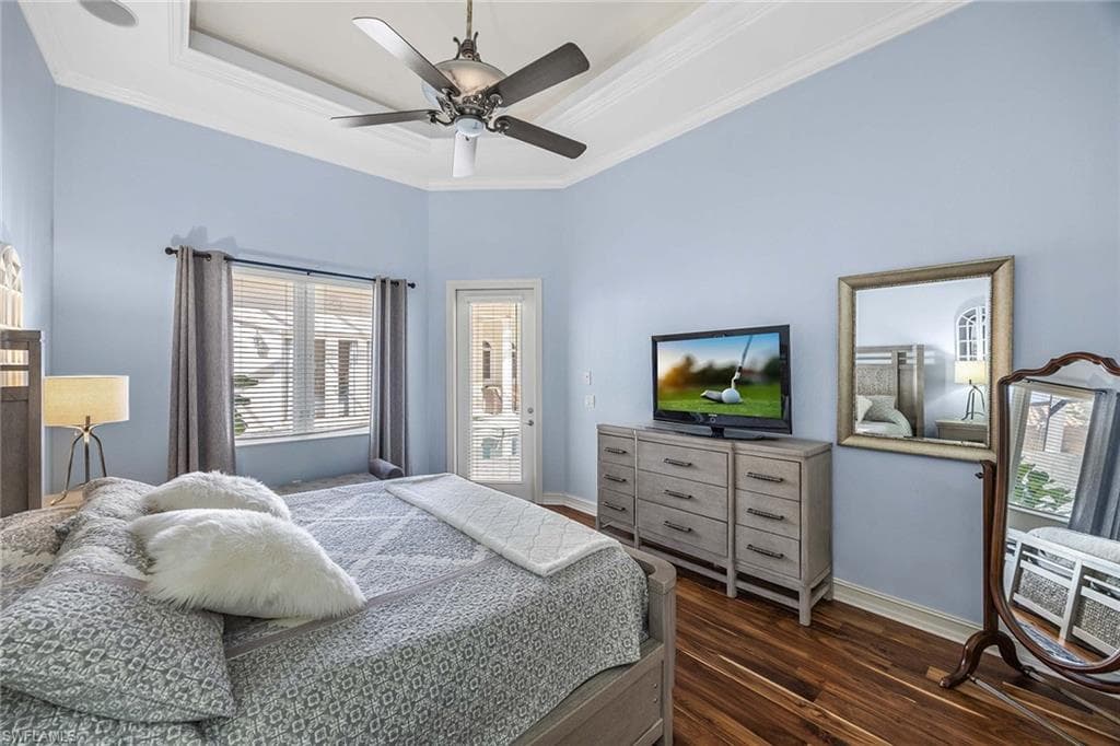8894 Shenendoah CIR-24